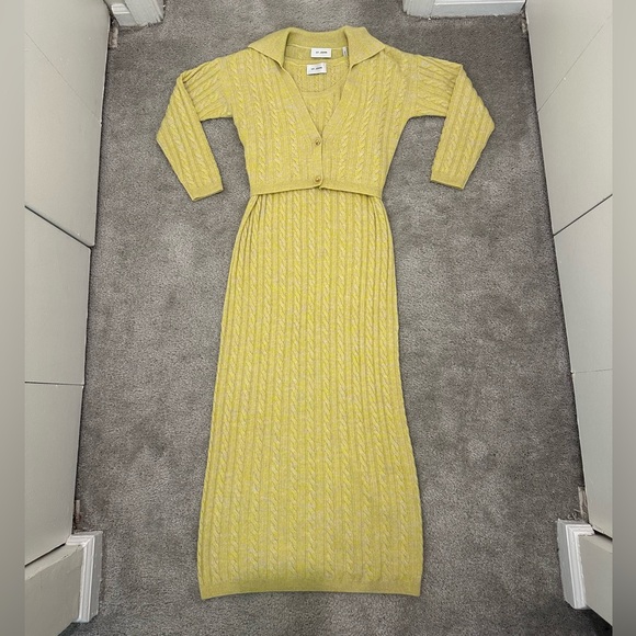 St. John Dresses & Skirts - St. John Cable-Knit 100% Wool Maxi Two-Piece Set in Yellow Size XSmall